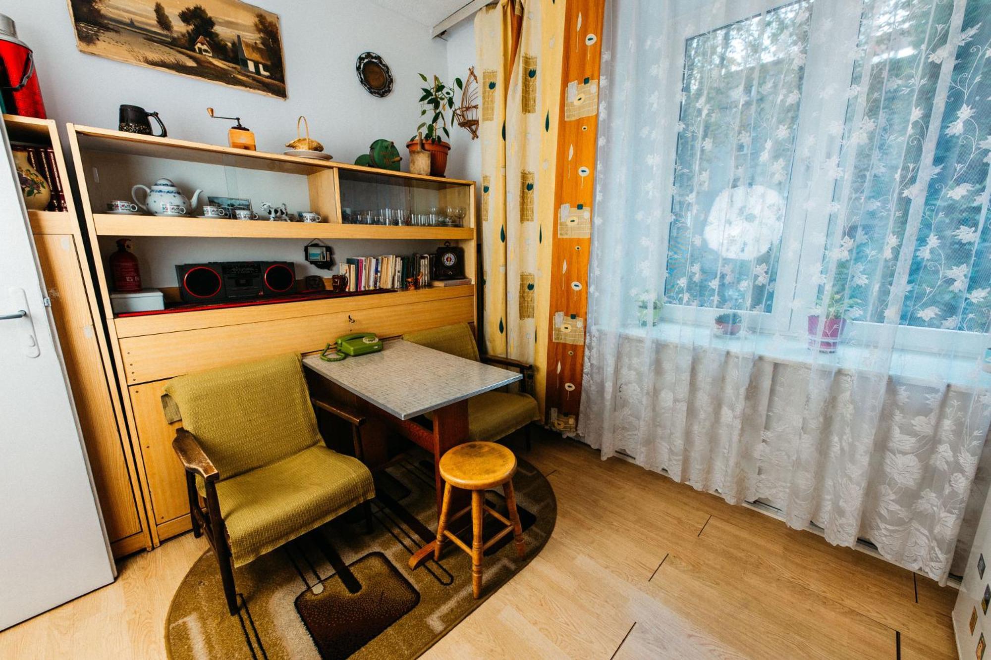 Feel The Old Socialist Style Apartment Krakau Exterior foto